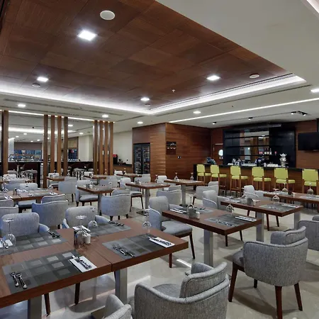 Ξενοδοχείο Hilton Garden Τσόρλου