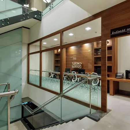 Hilton Garden