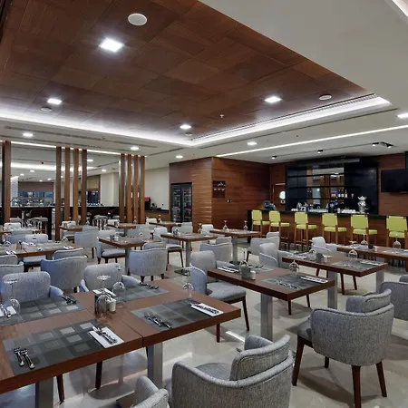 Hotel Hilton Garden 4*