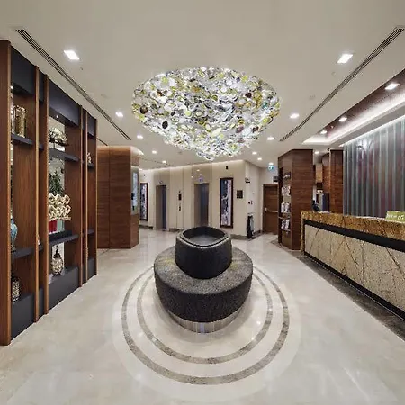 Hilton Garden チョルル