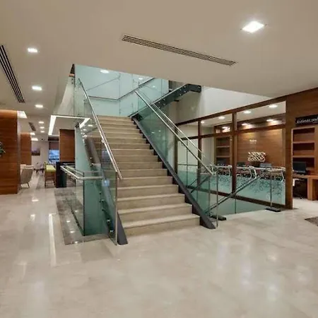 Hilton Garden 4* Corlu